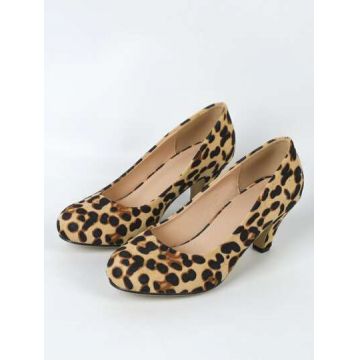 Pantofi cu toc mic si imprimeu leopard, crem