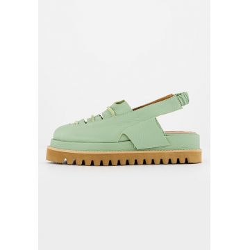 Pantofi slingback de piele Pantofi slingback de piele