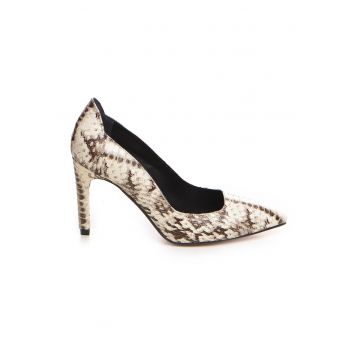 Pantofi stiletto cu varf ascutit Pantofi stiletto cu varf ascutit