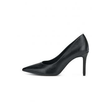 Pantofi de piele ecologica cu toc stiletto si varf ascutit Pantofi de piele ecologica cu toc stiletto si varf ascutit