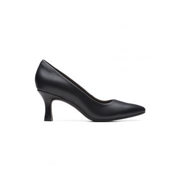 Pantofi de piele cu varg ascutit Kataleyna Gem
