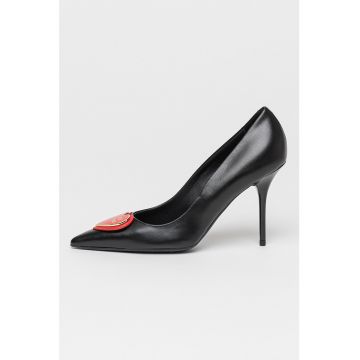 Pantofi din piele cu varf ascutit si toc stiletto