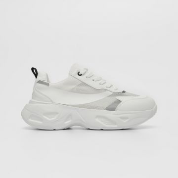 House - Sneakerși albi cu talpă groasă - Alb