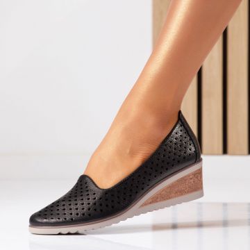 Pantofi dama cu platforma negri din piele ecologica Hazel #18741