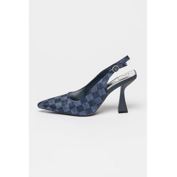 Pantofi de denim in carouri