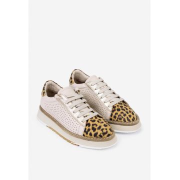 Pantofi bej din piele cu model leopard