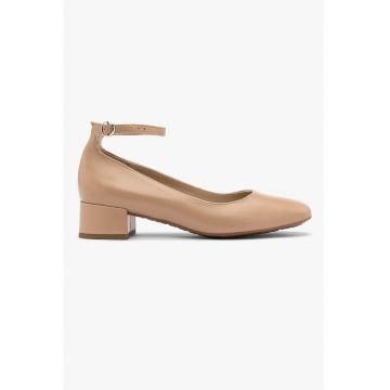 Pantofi de piele cu aspect masiv si toc