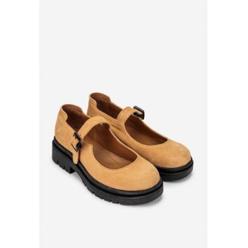 Pantofi dama maro deschis din piele intoarsa