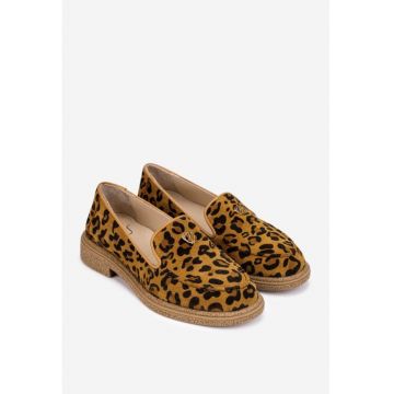 Mocasini dama  din piele intoarsa maro cu animal print