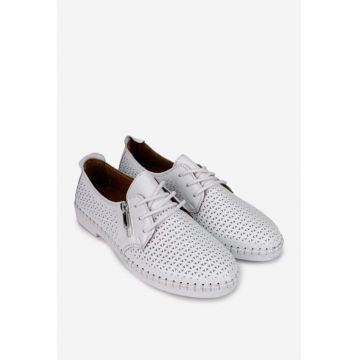 Pantofi dama albi din piele cu model perforat