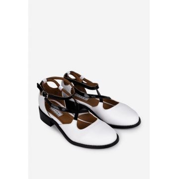 Pantofi dama albi din piele naturala cu barete negre