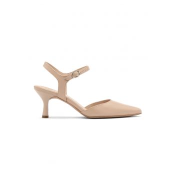 Pantofi din piele cu varf ascutit
