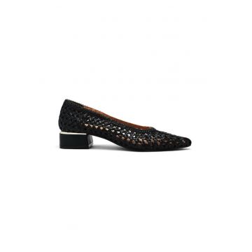 Pantofi din piele cu varf ascutit si aspect impletit Eastham