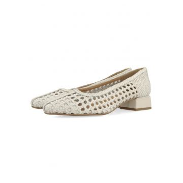 Pantofi din piele cu varf ascutit si aspect impletit Eastham