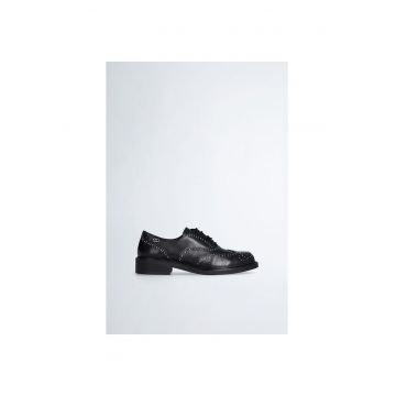 Pantofi Oxford de piele cu nituri