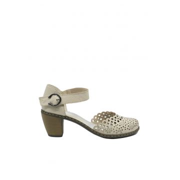 Pantofi decupati  bej din piele naturala cu perforatii dantelate RIK40902-60