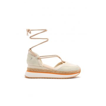Pantofi cu talpa wedge si insertii din piele intoarsa