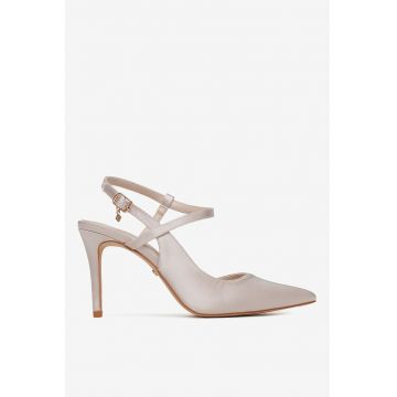 Pantofi roz din textil