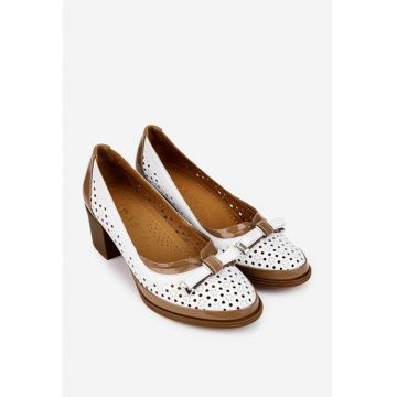 Pantofi dama albi din piele cu model perforat si toc