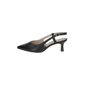 Pantofi de piele cu varf ascutit