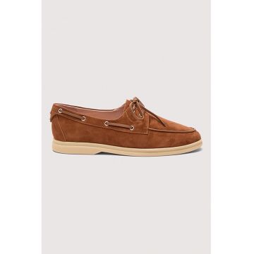 Pantofi boat din piele intoarsa cu logo metalic
