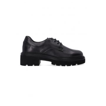 Pantofi casual din piele naturala cu toc