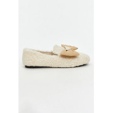 Pantofi din material textil cu varf rotund si talpa plata