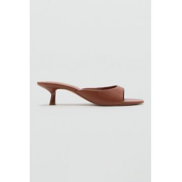 Pantofi din piele ecologica cu toc patrat