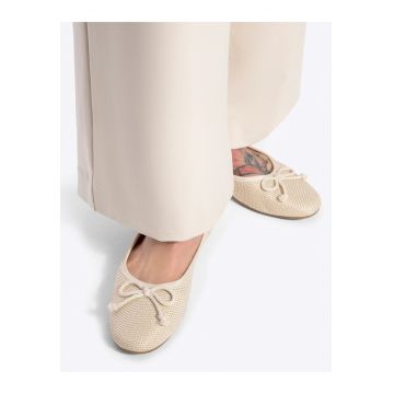 Balerini  bej - poliuretan - cu funda