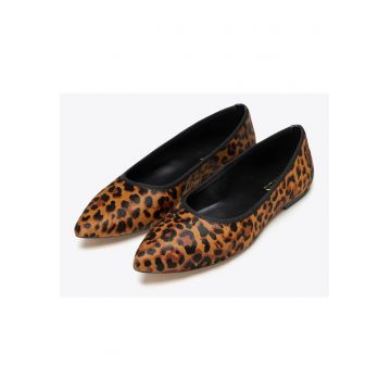 Balerini  cu varf ascutit - din piele naturala - maro si negru