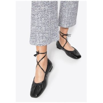 Balerini  piele naturala - negru - varf patrat