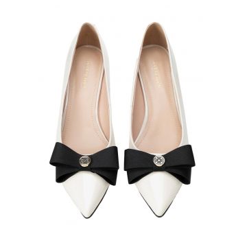 Pantofi dama  piele naturala - toc stiletto - varf ascutit - crem/negru