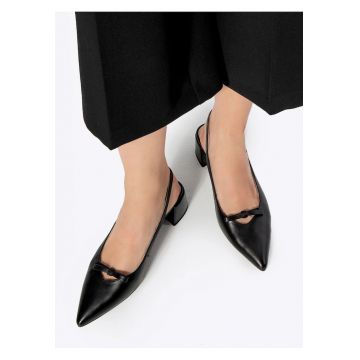 Pantofi dama -  piele naturala - varf ascutit - funda decorativa - negru