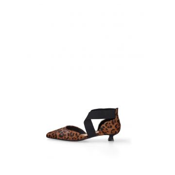 Pantofi din piele cu par scurt si toc kitten - Negru/Maro