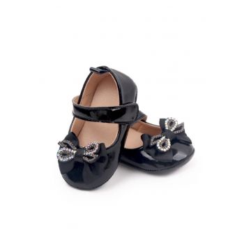 Pantofi  Model AL 14513 fundita cu strasuri - Piele lacuita - Fete - Negru