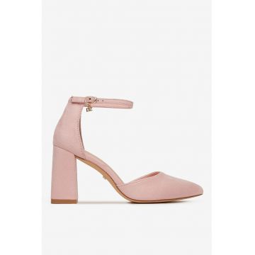 Pantofi textil roz de la