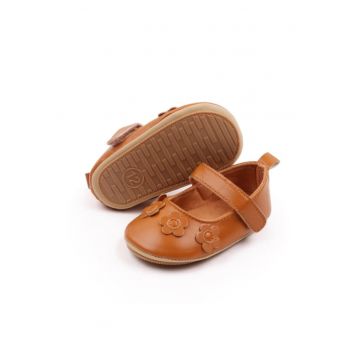 Pantofi  Model AL 13417 cu flori aplicate - Piele ecologica - Fete - Maro