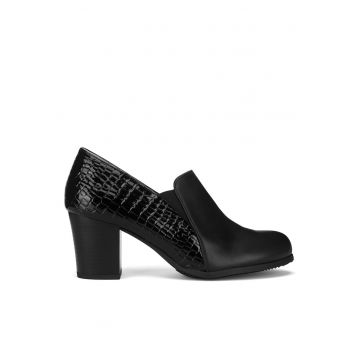 Pantofi dama -  scurte - piele ecologica - negre