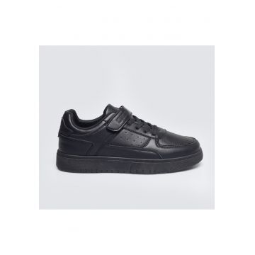 Pantofi sport din piele ecologica cu detalii perforate