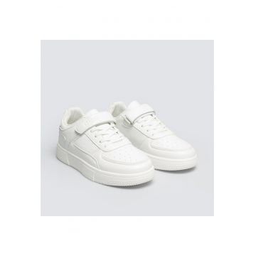 Pantofi sport din piele ecologica cu inchidere velcro