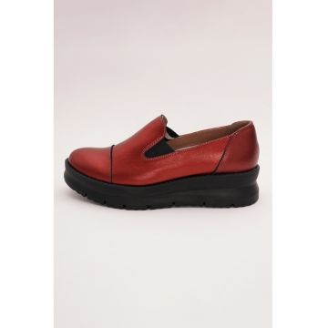 Pantofi slip-ons cu talpa masiva - Rosu inchis