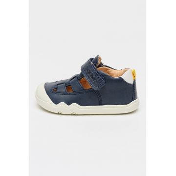 Pantofi Steppieup din piele cu decupaje - Alb murdar/Bleumarin