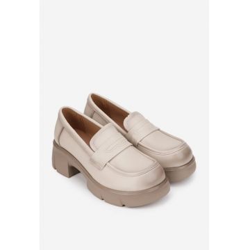 Pantofi bej din piele naturala pentru femei - Bej