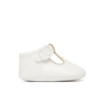 Pantofi de fete  piele ecologica - alb - sistem inchidere Velcro