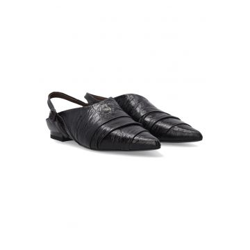 Pantofi cu toc in piele cu detalii suprapuse