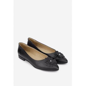 Balerini dama  din piele naturala neagra cu floare