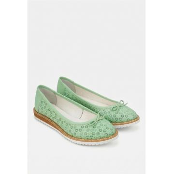 Balerini dama din piele perforata verde cu funda