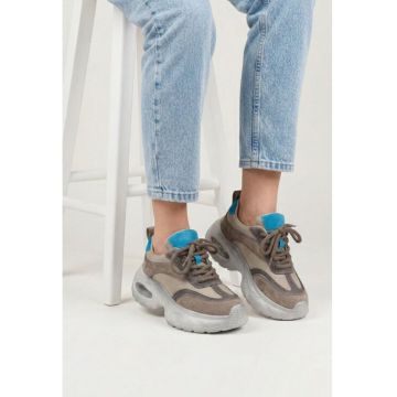 Pantofi dama  bej cu detalii multicolore din piele intoarsa