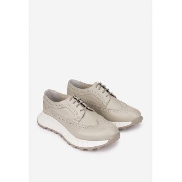 Pantofi dama bej din piele naturala cu aspect perforat