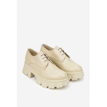 Pantofi dama bej din piele naturala